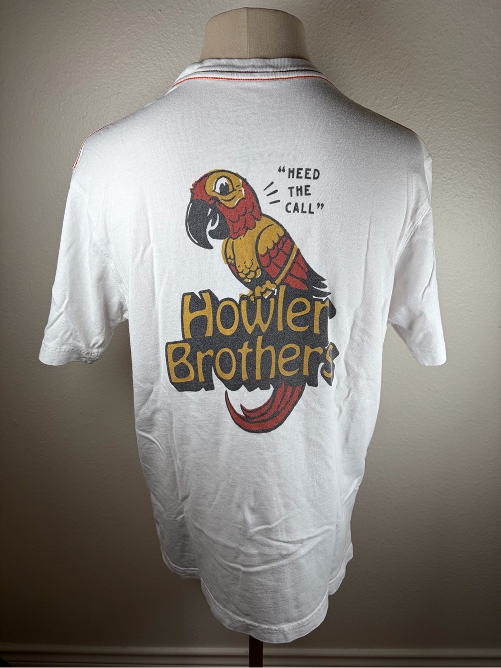 Howler’s Brothers Men’s “Chatty Bird” T-Shirt - Small